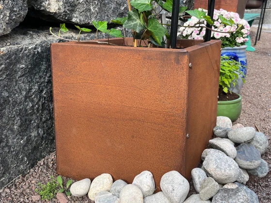 Store Blomsterpotter: Skap et Grønt Paradis i Ditt Hjem og Hage () Store Blomsterpotter: Skap et Grønt Paradis i Ditt Hjem og Hage